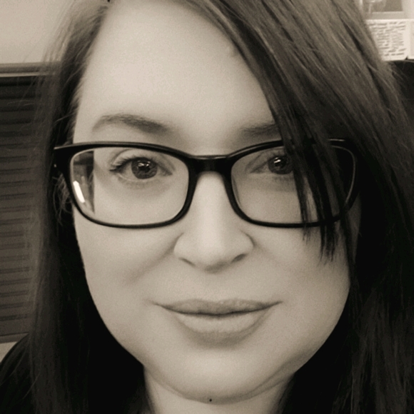 Meet your Posher, Kimberly - Picture 1 of 1